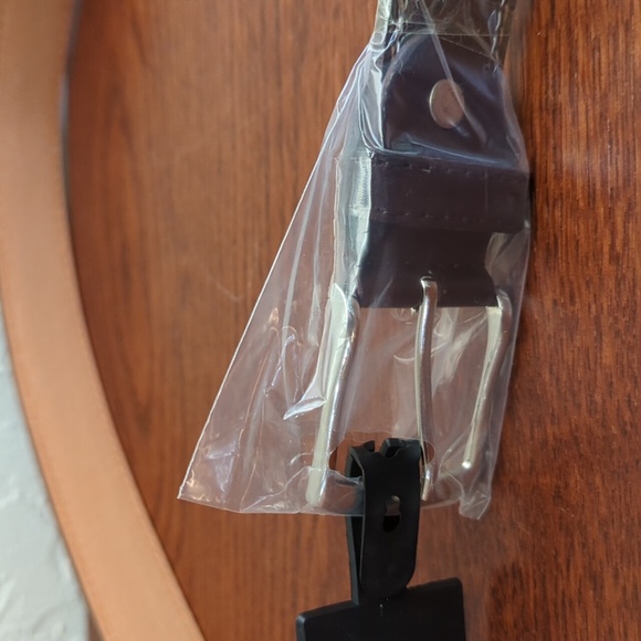 NWT LEBRA Brown Genuine Leather Belt with Silver Tone Buckle Size Medium 34-36 - Picture 2 of 6